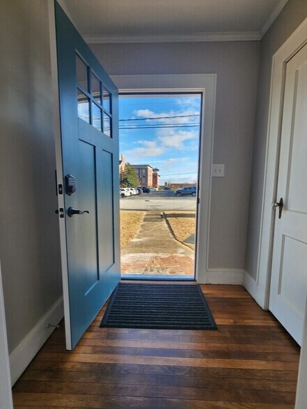 109 Few St, Greer, SC à louer - Photo intérieure – Image 3 sur 21