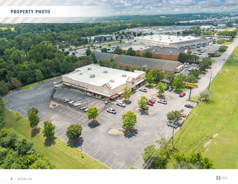 1705 Old Fort Pky, Murfreesboro, TN à vendre - Photo de l’immeuble – Image 3 sur 12