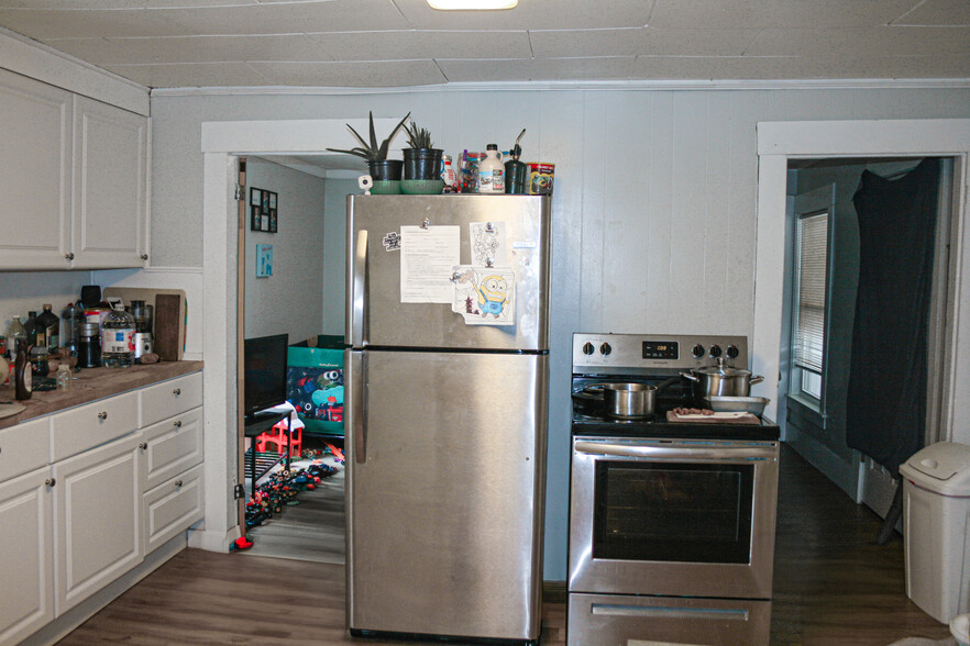 61-65 Sullivan St, Claremont, NH à vendre - Photo de l’immeuble – Image 3 sur 24