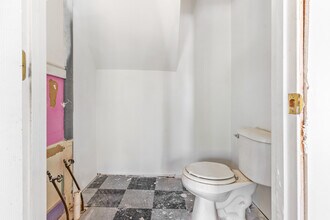 736 Forest Ave, Portland, ME à vendre Photo intérieure– Image 2 sur 14