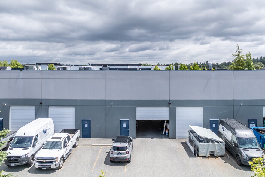 19162 22nd Ave, Surrey, BC à louer - Photo de l’immeuble – Image 3 sur 4