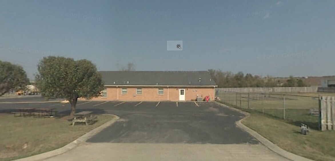 437 Waldron Rd, La Vergne, TN à louer Photo principale– Image 1 sur 2