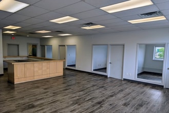 1549 S 38th St, Milwaukee, WI à louer Photo intérieure– Image 2 sur 4