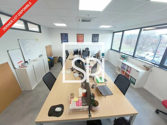 Plus de détails pour Bureau à louer