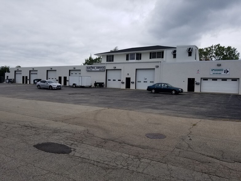 3140 Sheeler Ave, Waukegan, IL à louer - Photo de l’immeuble – Image 1 sur 1