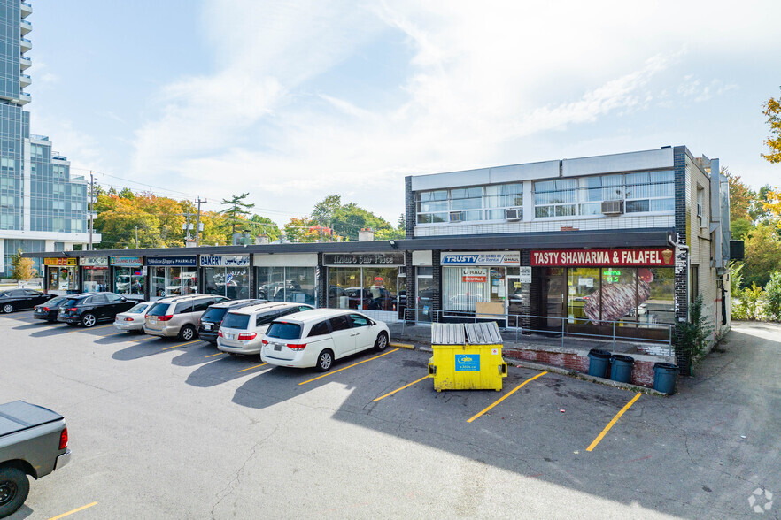 2993-3011 Sheppard Ave E, Toronto, ON à louer - Photo de l’immeuble – Image 2 sur 4