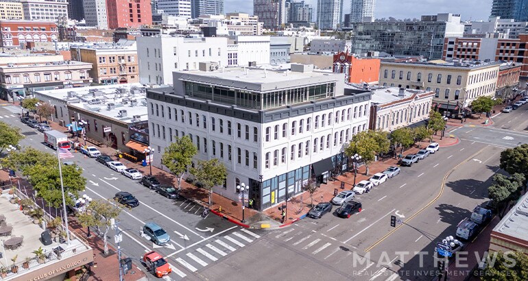 422 Market St, San Diego, CA à louer - Photo de l’immeuble – Image 1 sur 3