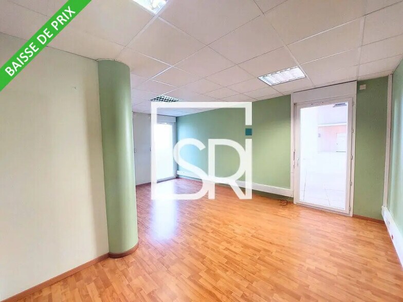 31 Rue Des Chandiots, Clermont-Ferrand à vendre - Photo de l’immeuble – Image 2 sur 12