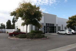Plus de détails pour 1976 W Holt Ave, Pomona, CA - Industriel/Logistique à louer