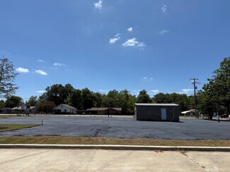 Plus de détails pour 407 N Main St, Lindale, TX - Terrain à louer