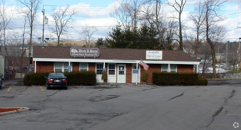 125 W Seneca St, Manlius, NY à louer - Photo de l’immeuble – Image 1 sur 13