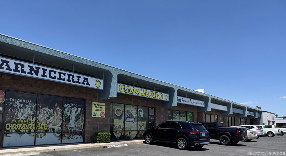 3760-3770 S Park Ave, Tucson, AZ à louer - Photo de l’immeuble – Image 2 sur 4