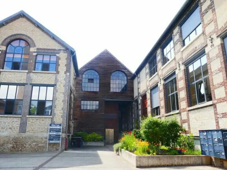 Bureau dans Troyes à louer - Photo de l’immeuble – Image 1 sur 5