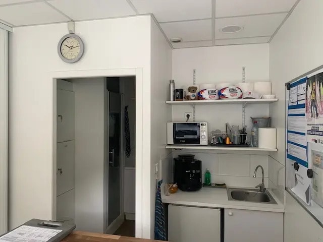 Bureau dans Anglet à louer - Photo de l’immeuble – Image 3 sur 7