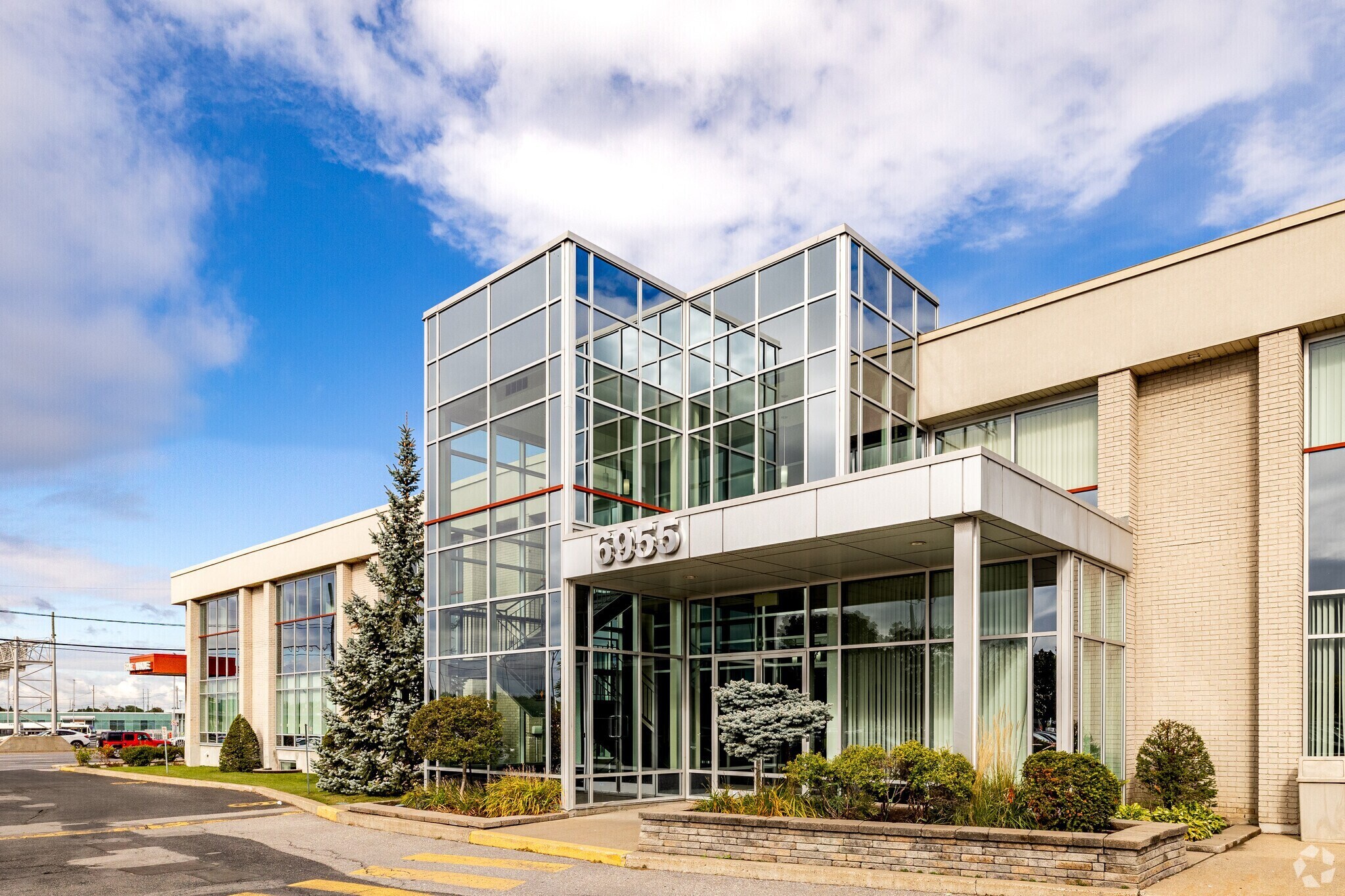 6953-6975 Taschereau Boul, Brossard, QC à louer Photo principale– Image 1 sur 7