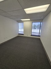 4015 Belt Line Rd, Addison, TX à louer Photo de l’immeuble– Image 1 sur 1