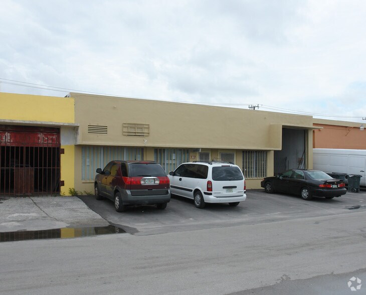 707 NW 6th Ave, Fort Lauderdale, FL à vendre - Photo de l’immeuble – Image 2 sur 2