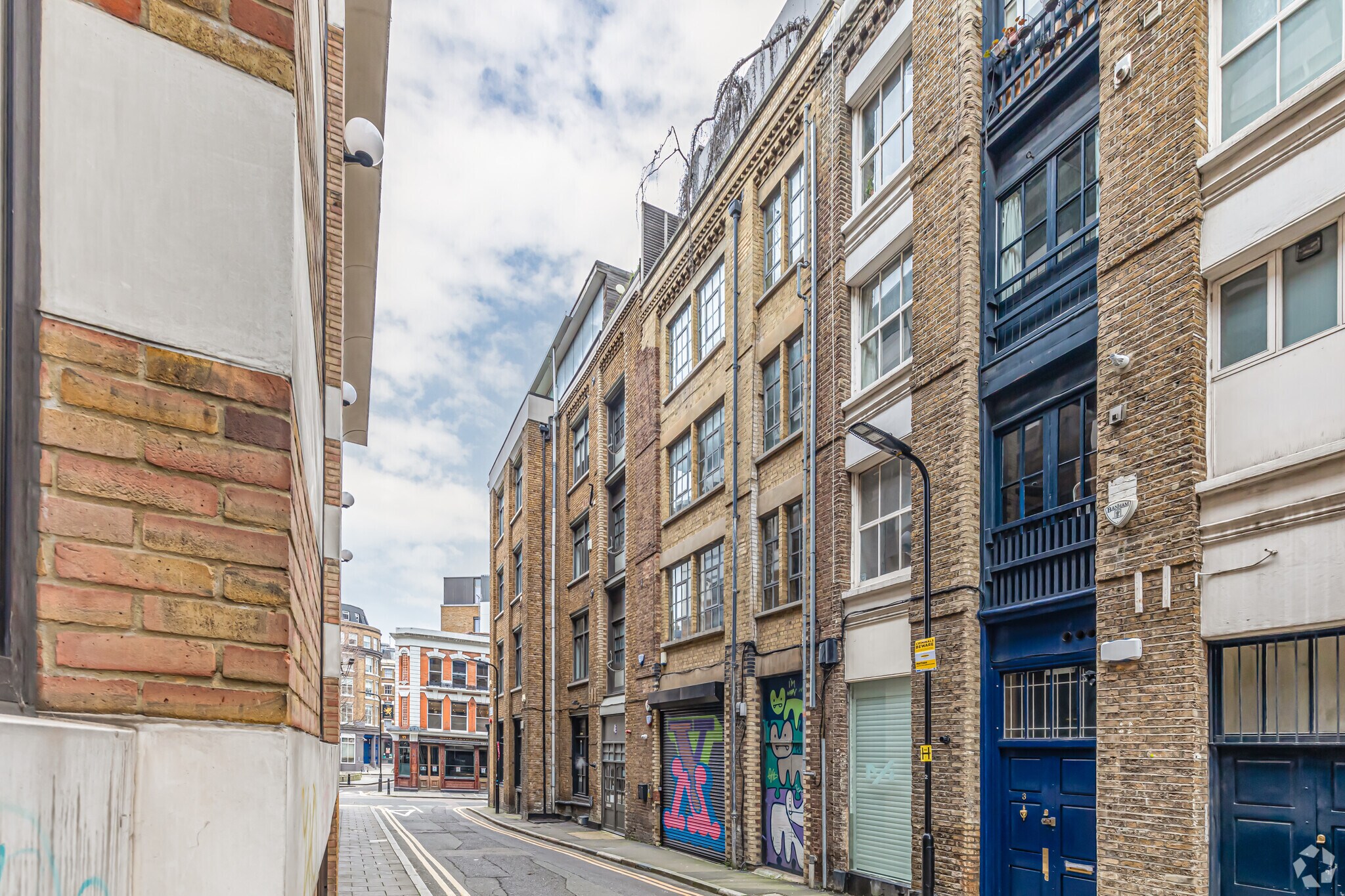 4 Ravey St, Londres à louer Photo principale– Image 1 sur 79