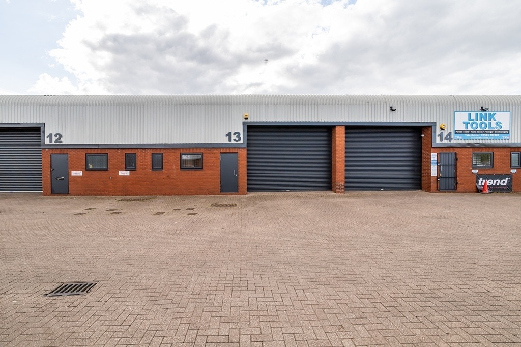 11 Shipston Close, Worcester à louer Photo de l’immeuble– Image 1 sur 5