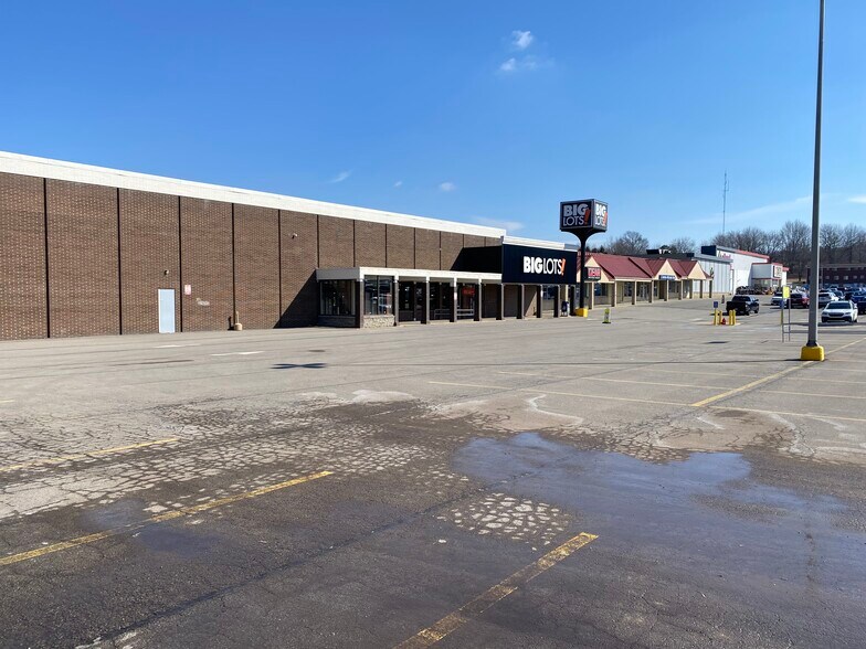 104-190 Alameda Plz, Butler, PA à louer - Photo de l’immeuble – Image 3 sur 7