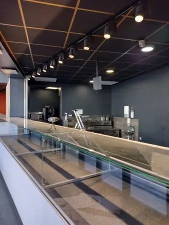 Local d’activités dans Perpignan à louer - Photo de l’immeuble – Image 3 sur 4