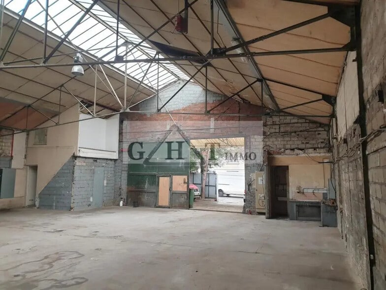 Bureau dans Bagnolet à louer - Photo de l’immeuble – Image 2 sur 7