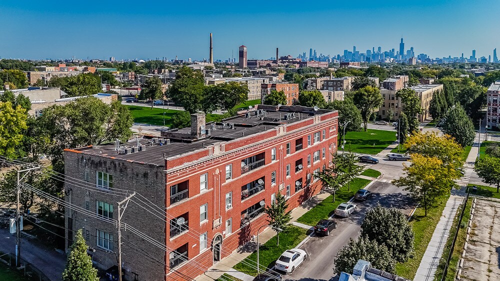 1256 S Independence Blvd, Chicago, IL à vendre Photo de l’immeuble– Image 1 sur 21