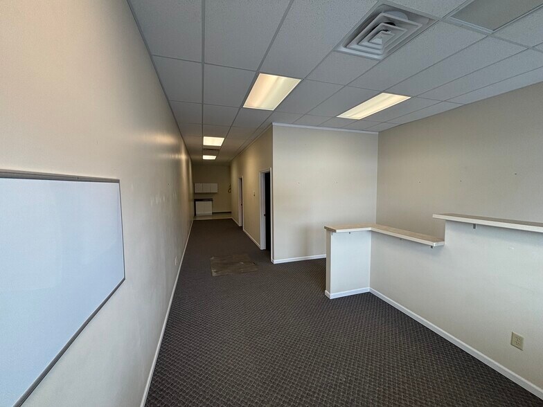 225 N Main St, North Webster, IN à louer - Photo de l’immeuble – Image 3 sur 5