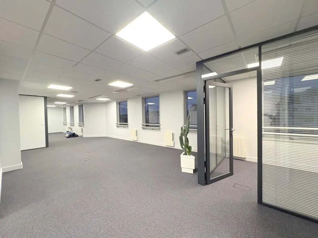 Bureau dans Maisons-Laffitte à louer Photo intérieure– Image 1 sur 15