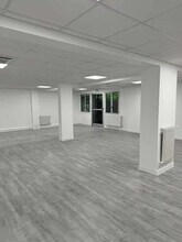 122-124 Rue Marcadet, Paris à vendre Photo intérieure– Image 1 sur 6