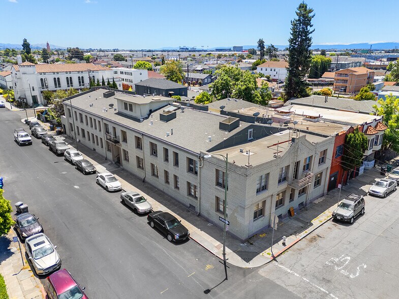 4609 Bond St, Oakland, CA à vendre - Photo de l’immeuble – Image 1 sur 14