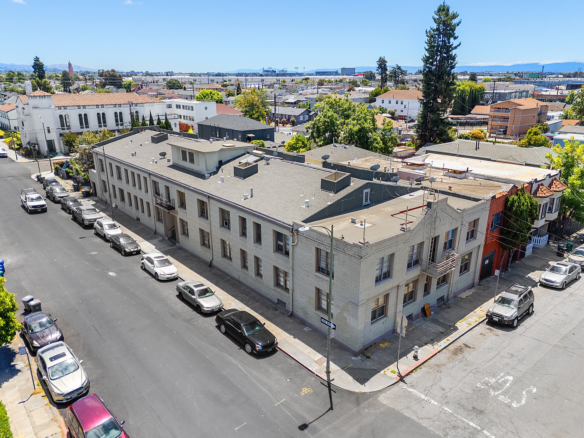 4609 Bond St, Oakland, CA à vendre Photo de l’immeuble– Image 1 sur 15