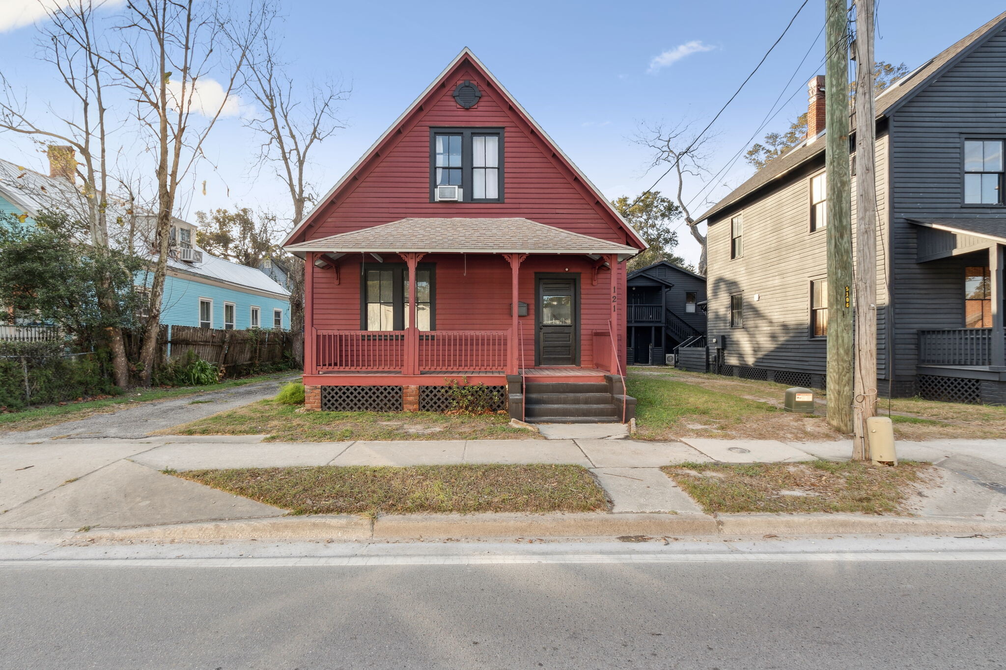 121 S 8th St, Fernandina Beach, FL à vendre Photo de l’immeuble– Image 1 sur 92