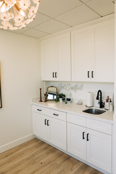 5115 N Scottsdale Rd, Scottsdale, AZ à louer - Photo de l’immeuble – Image 3 sur 20