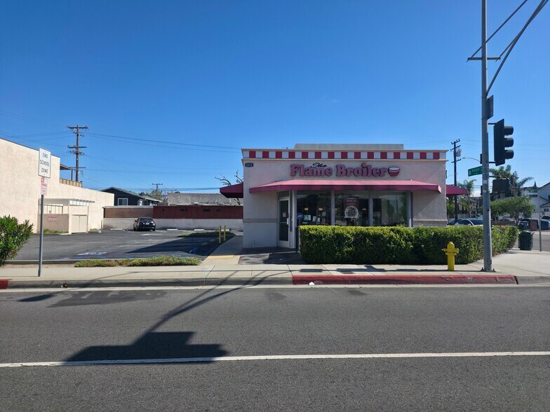 2024 W Carson St, Torrance, CA à vendre - Photo de l’immeuble – Image 3 sur 8