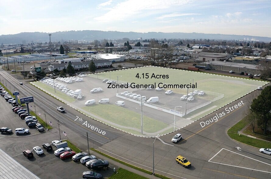 743 7th Ave, Longview, WA à vendre - Photo de l’immeuble – Image 2 sur 6