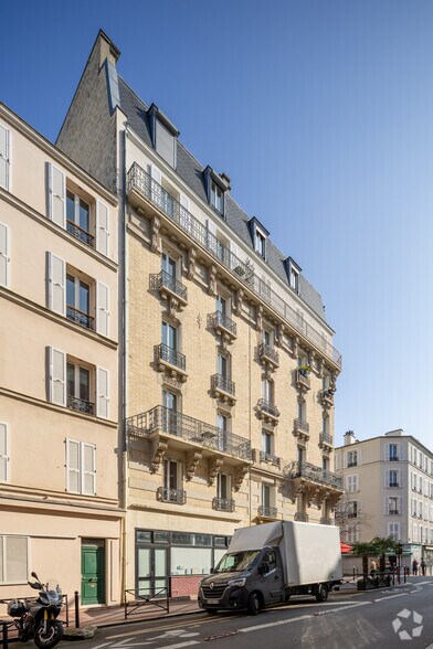 Bureaux/Local commercial dans Levallois-Perret à louer - Photo de l’immeuble – Image 3 sur 3