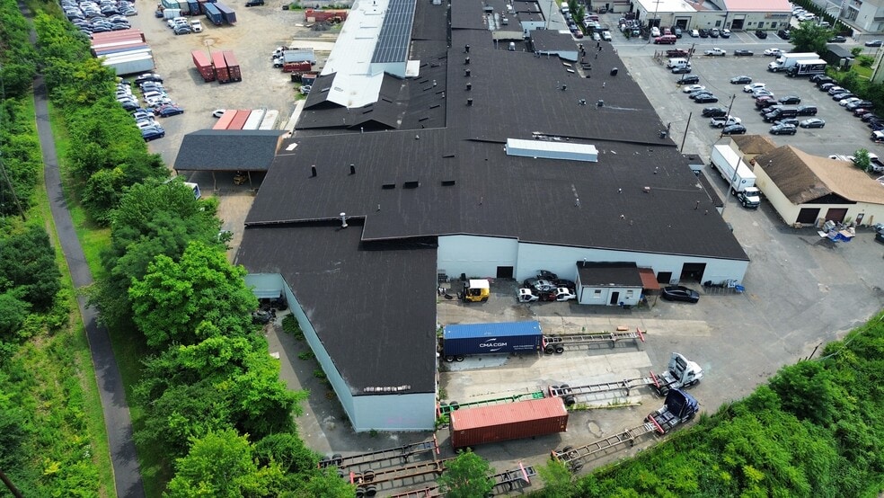 3 Cass St, Keyport, NJ à louer - Photo de l’immeuble – Image 2 sur 55