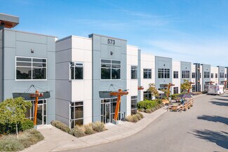 Plus de détails pour 573 Sherling Pl, Port Coquitlam, BC - Industriel/Logistique à louer