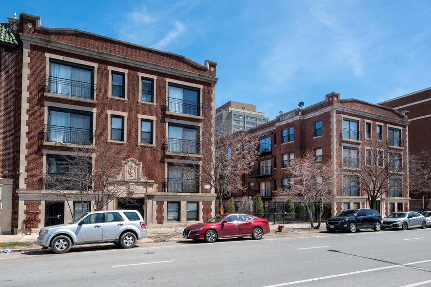 4627 S Drexel Blvd, Chicago, IL à vendre - Photo de l’immeuble – Image 2 sur 13