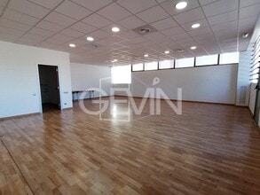 Bureau dans Santa Perpètua de Mogoda, Barcelona à louer Photo intérieure– Image 2 sur 13