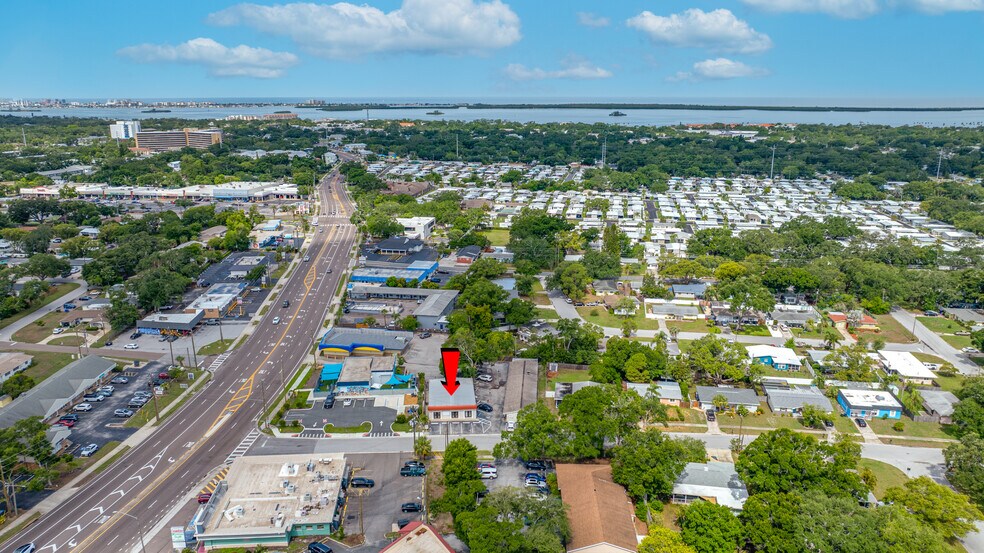 1230 Lady Marion Ln, Dunedin, FL à louer - Aérien – Image 3 sur 13