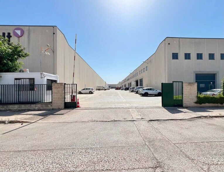 Industriel/Logistique dans Algete, Madrid à louer - Photo de l’immeuble – Image 2 sur 4