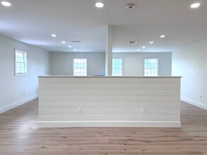 158 S Broad St, Pawcatuck, CT à louer Photo intérieure– Image 2 sur 14