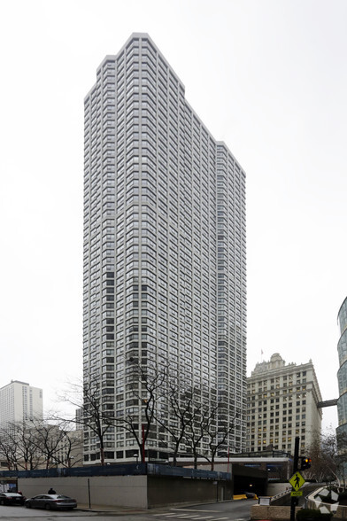 405 N Wabash Ave, Chicago, IL à vendre - Photo de l’immeuble – Image 2 sur 22