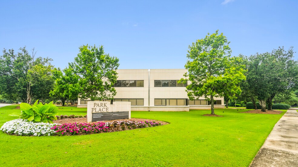 2350 Fairlane Dr, Montgomery, AL à vendre - Photo de l’immeuble – Image 2 sur 11