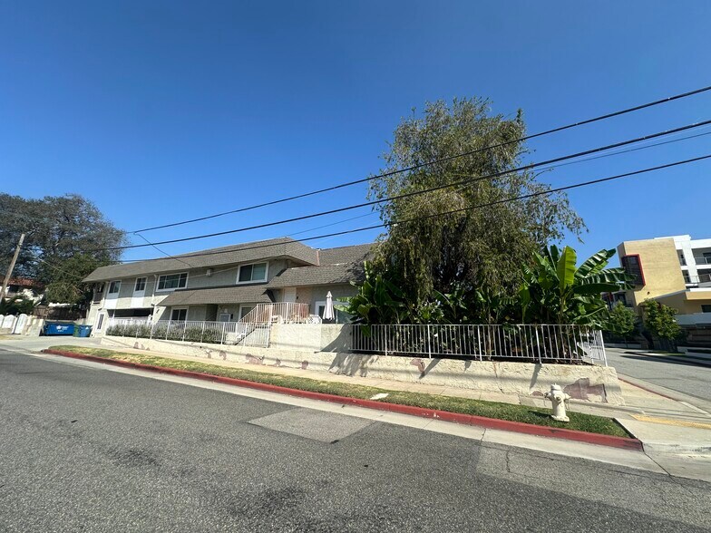 201 N Monterey St, Alhambra, CA à vendre - Photo de l’immeuble – Image 3 sur 7