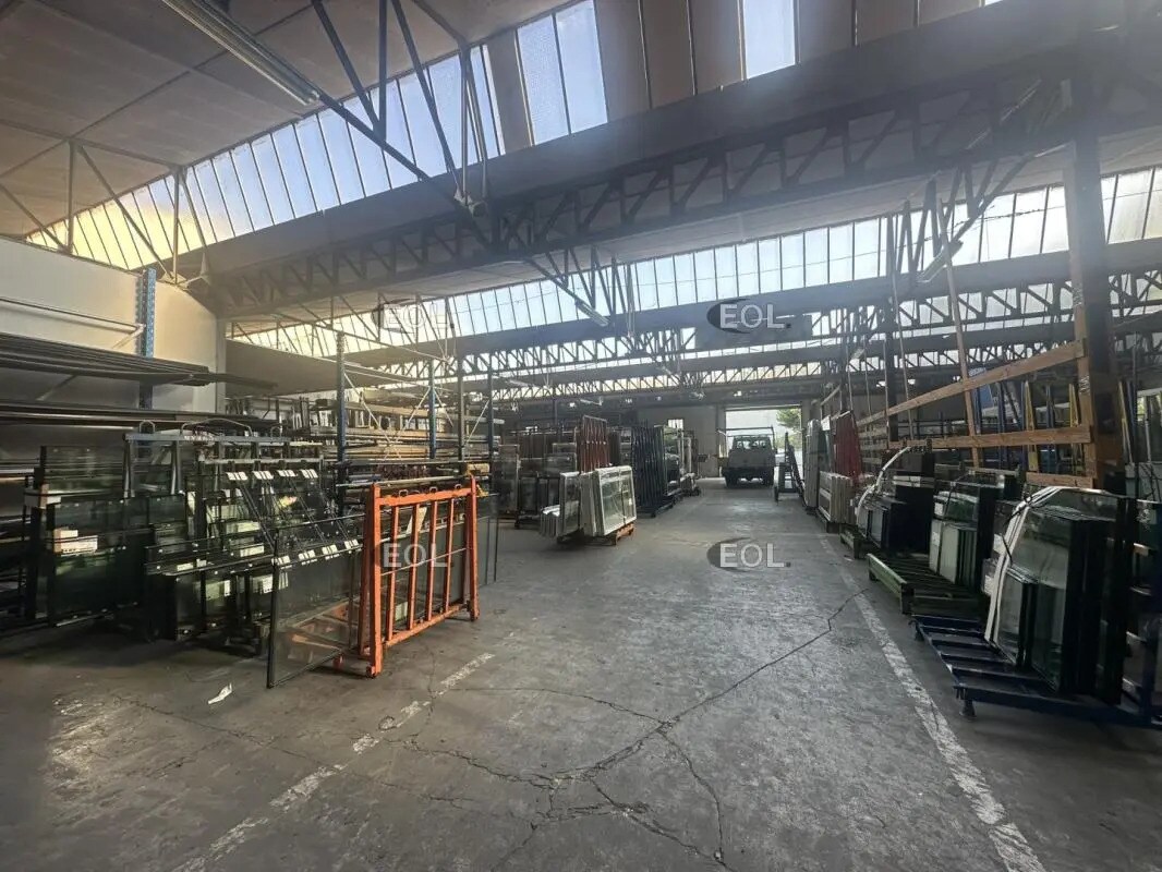 Industriel/Logistique dans Marseille à louer Photo intérieure– Image 1 sur 6