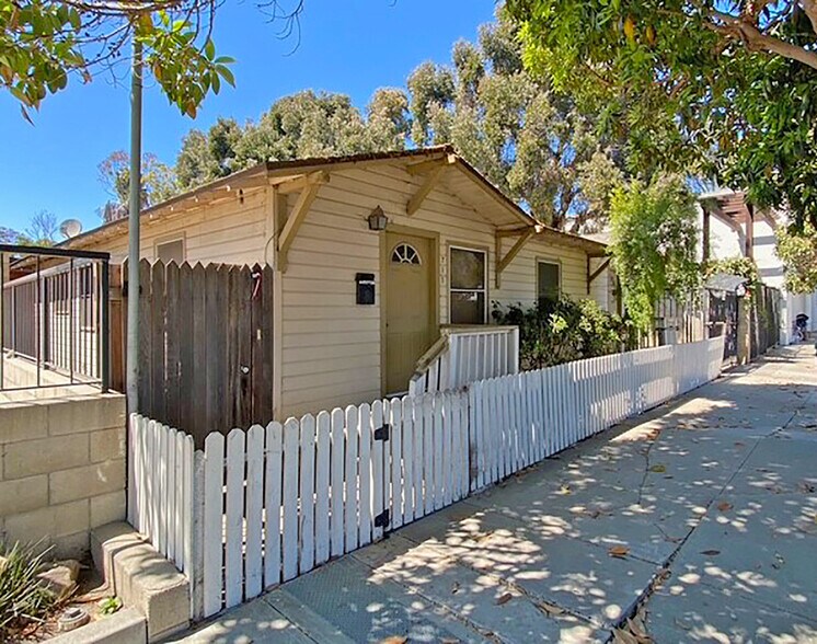 713 Kimball St, Santa Barbara, CA à vendre - Photo de l’immeuble – Image 2 sur 7