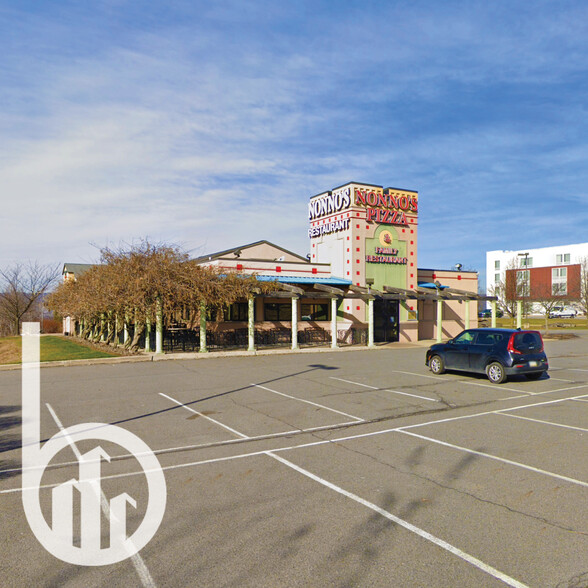 6 Radcliffe Dr, Moosic, PA à louer - Photo de l’immeuble – Image 3 sur 3